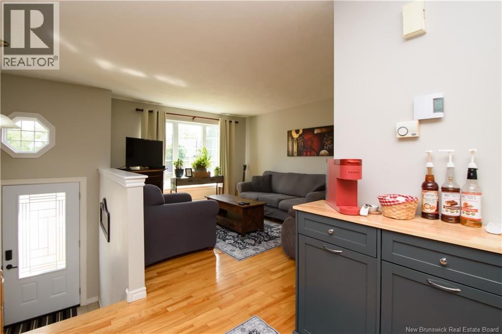 49 Armoyan Court Property Photo 14