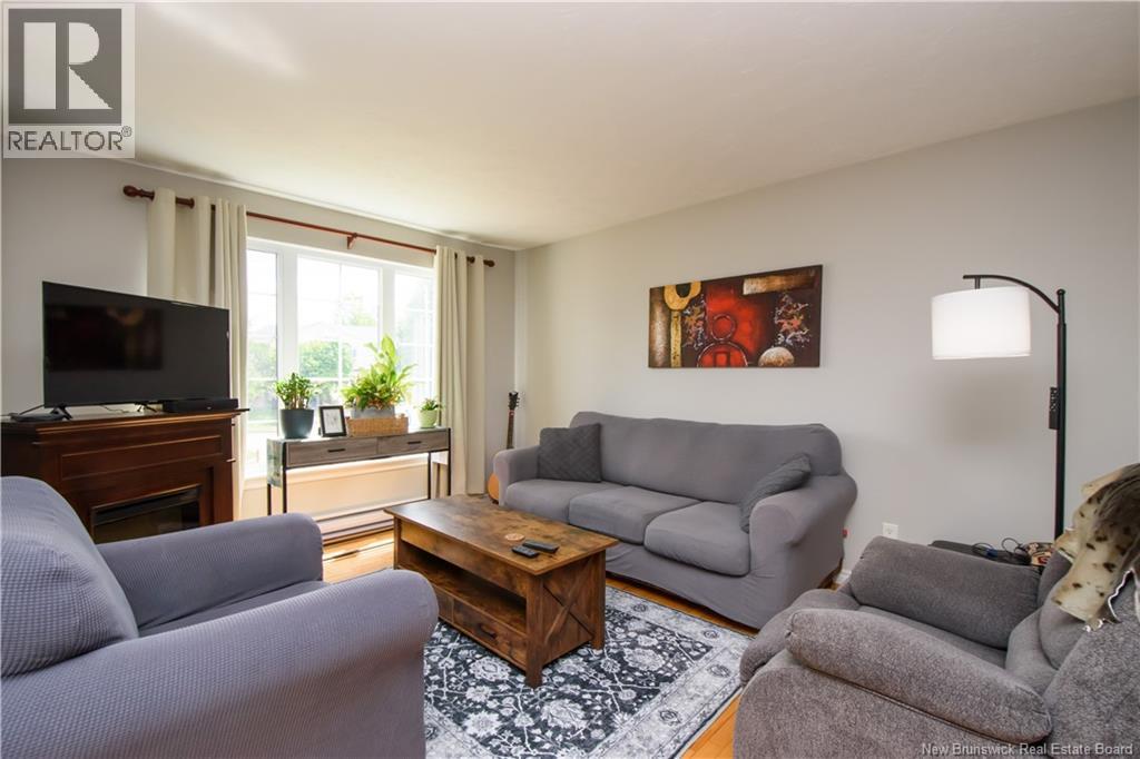 49 Armoyan Court Property Photo 15