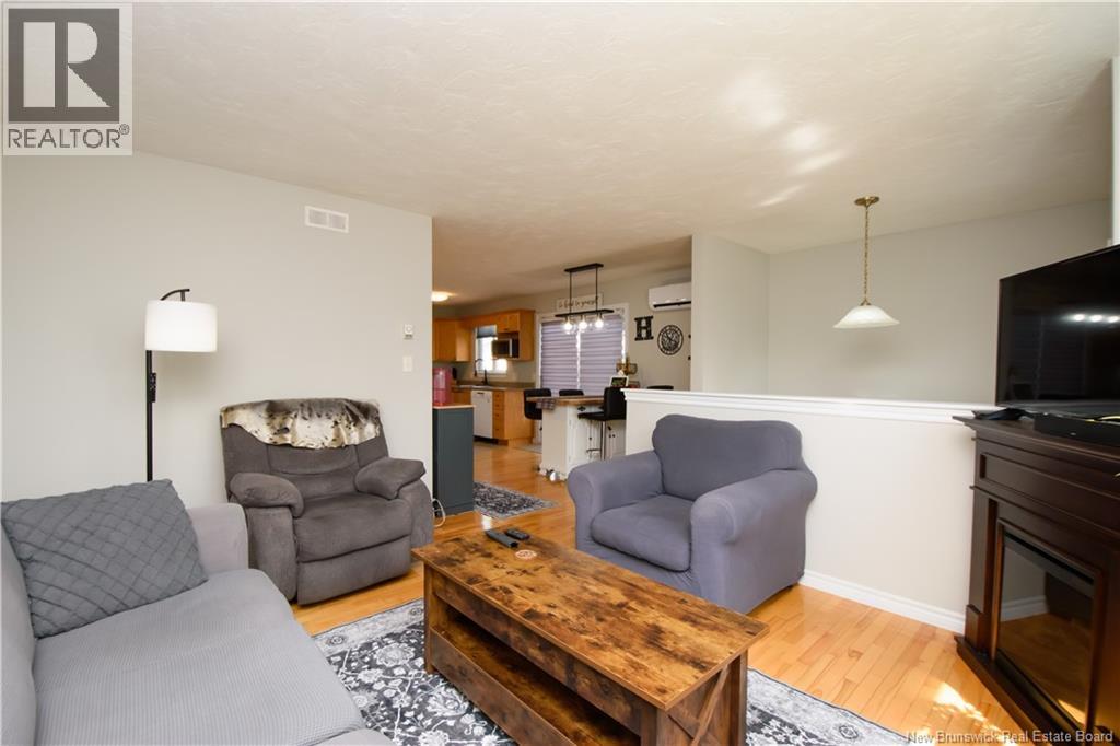 49 Armoyan Court Property Photo 17