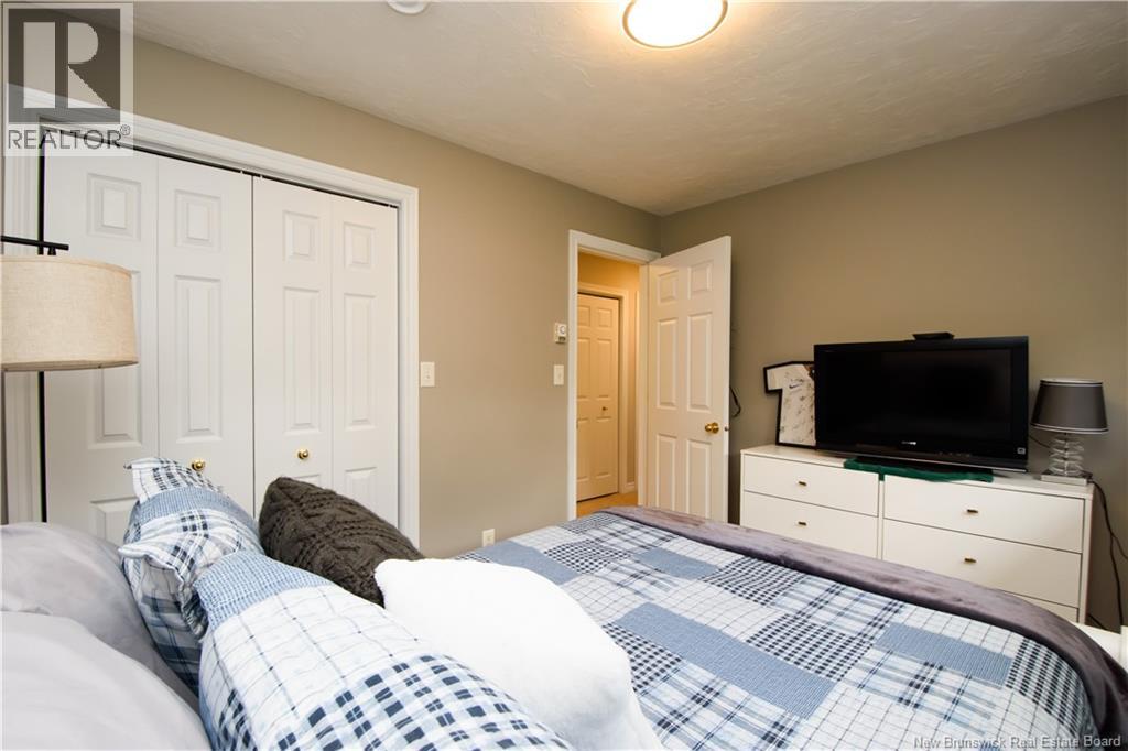 49 Armoyan Court Property Photo 34