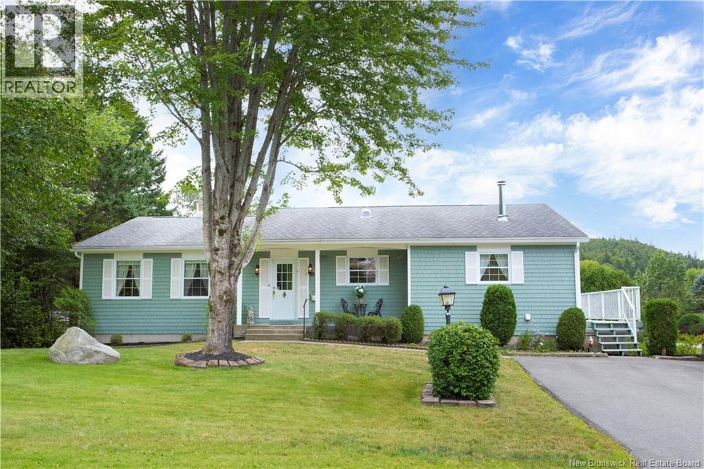 18 Garrison Drive Property Photo 1