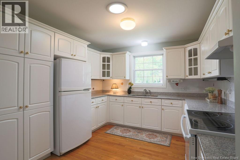 18 Garrison Drive Property Photo 4