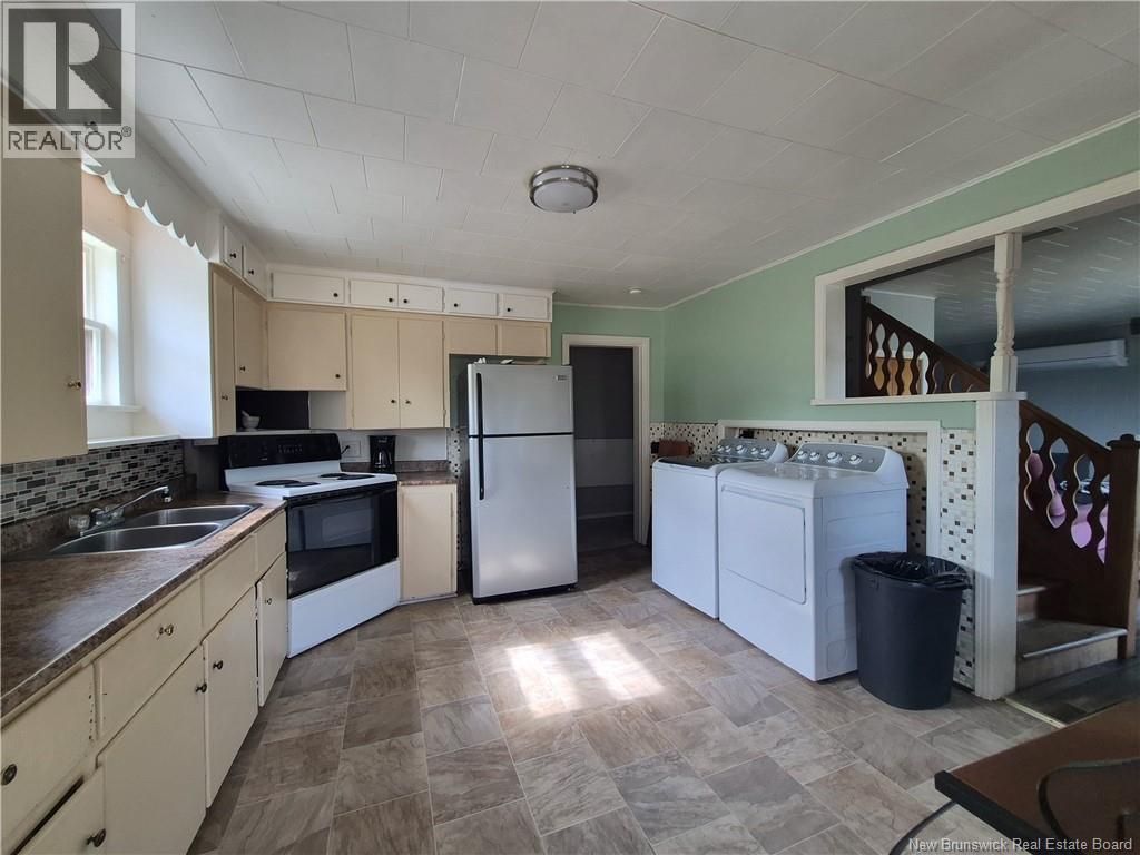 42 Pond Street Property Photo 6