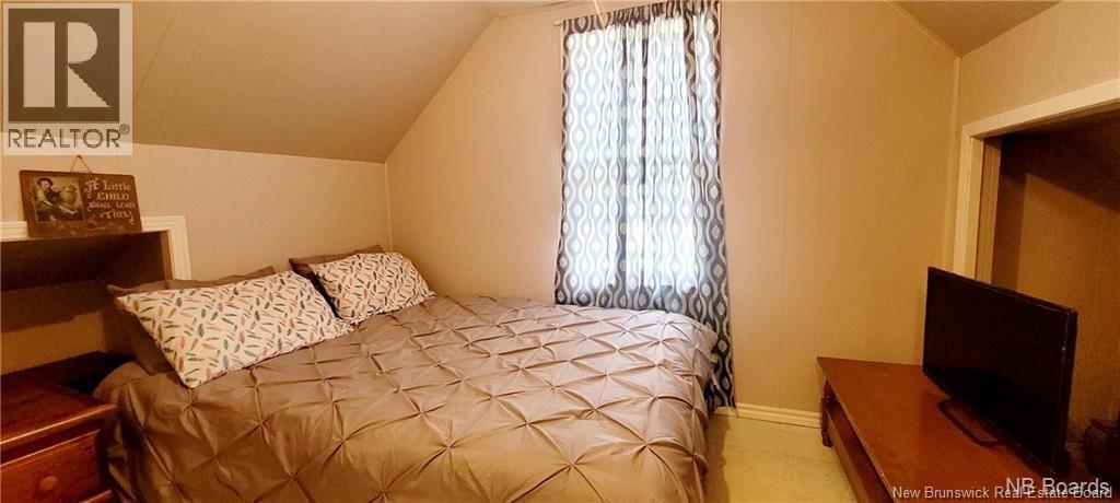 42 Pond Street Property Photo 17