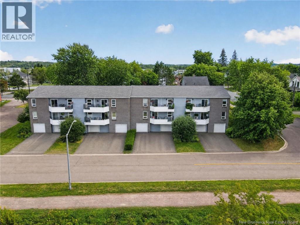 60 Westmount Boulevard Unit# 1 Property Photo 1