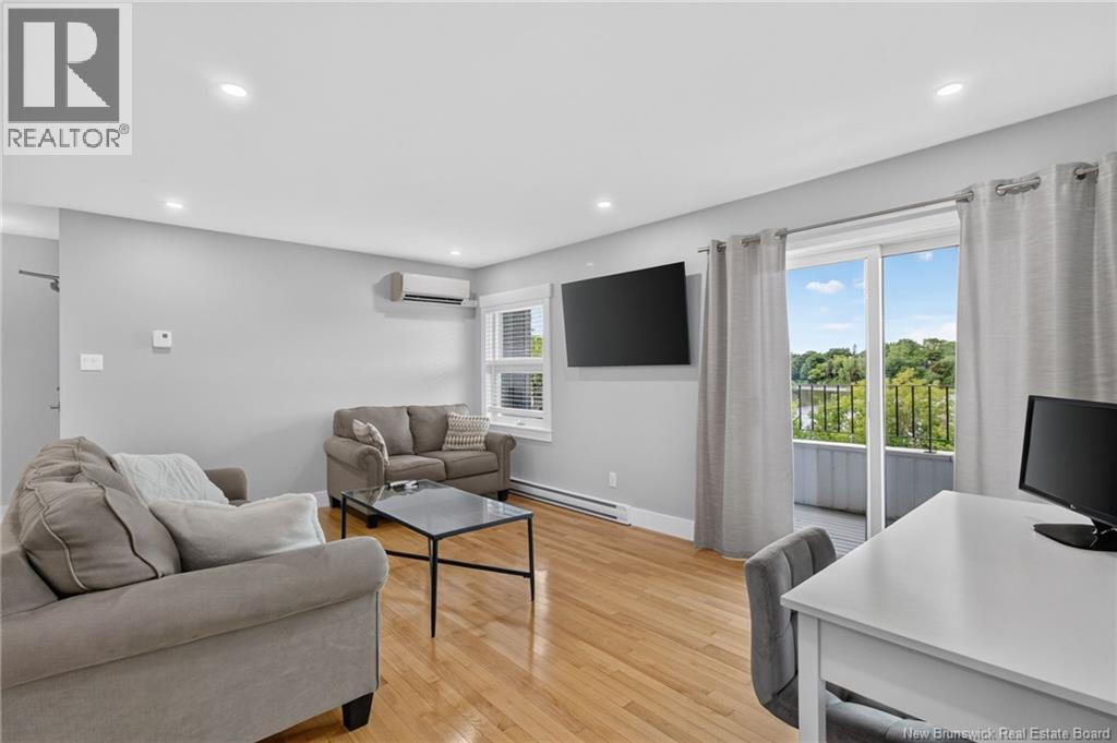 60 Westmount Boulevard Unit# 1 Property Photo 13