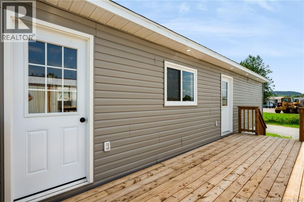 16 Starling Street Property Photo 3