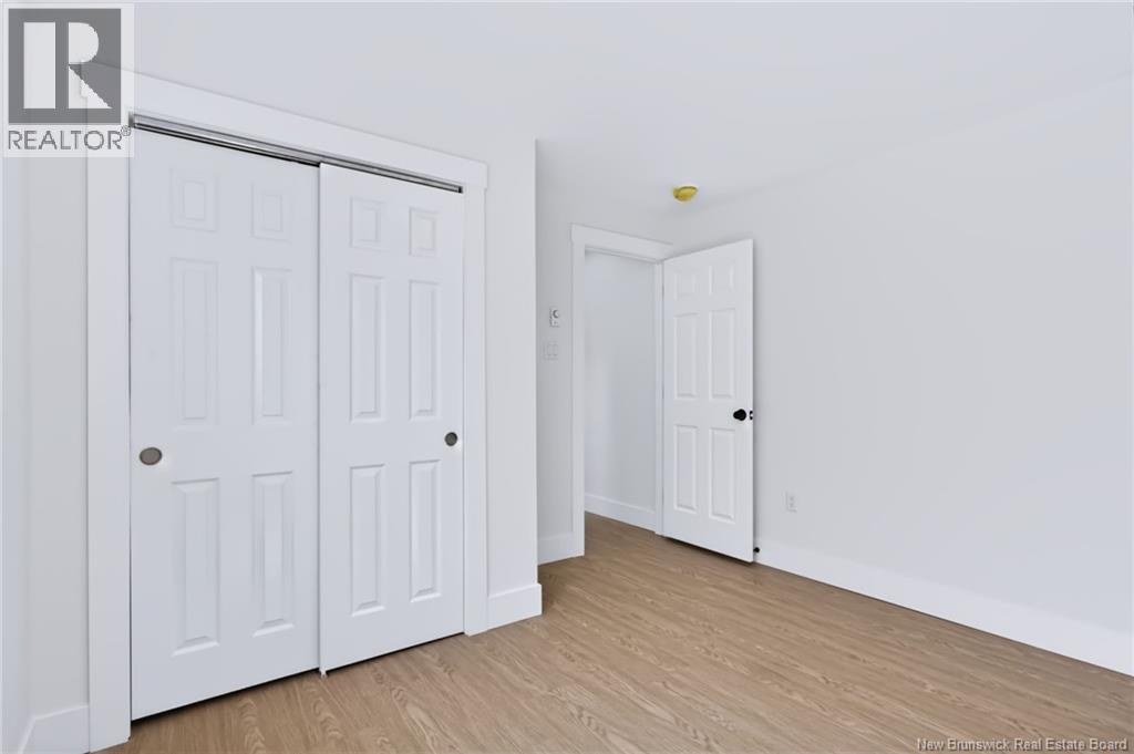 16 Starling Street Property Photo 25
