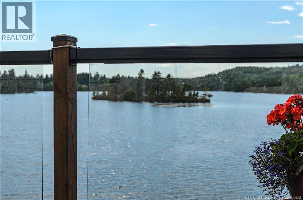 7 Watercrest Road Property Photo 12