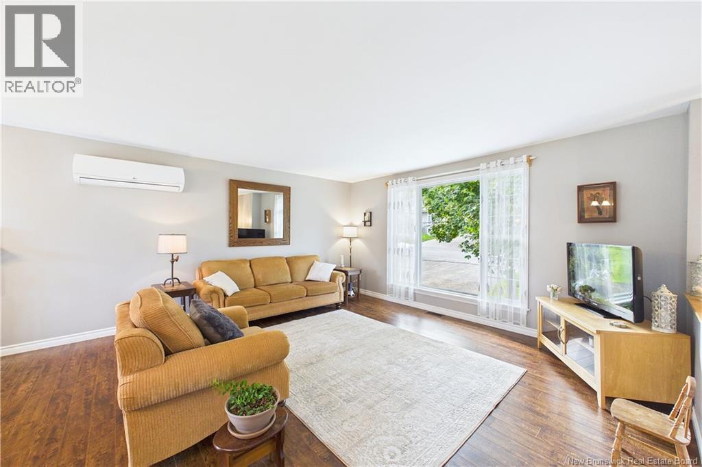 620 Pleasantview Street Property Photo 2