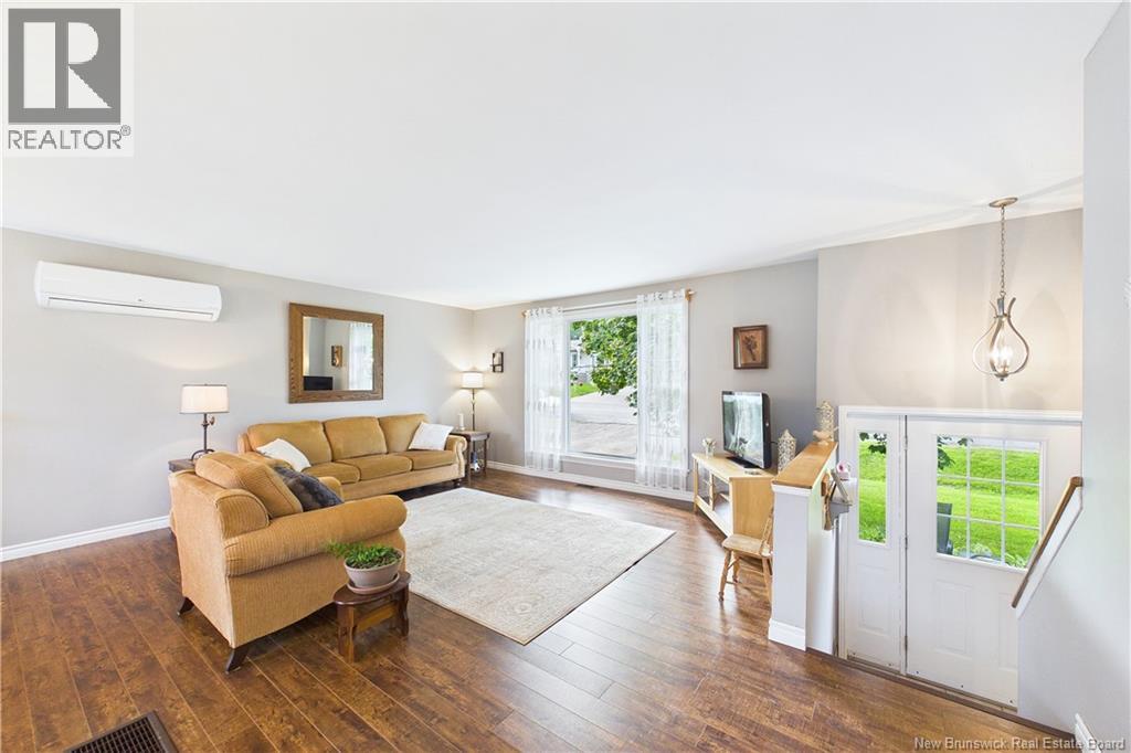 620 Pleasantview Street Property Photo 3