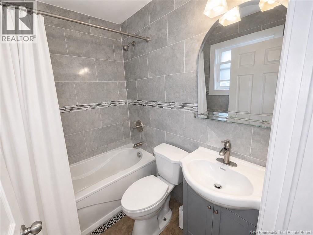 46 Walsh Street Property Photo 13