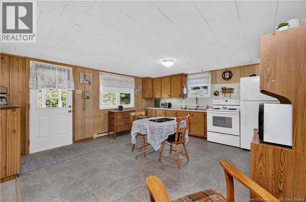 9 Bridge View Crescent Property Photo 3