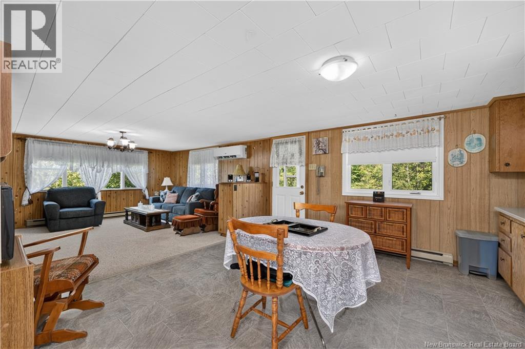9 Bridge View Crescent Property Photo 6