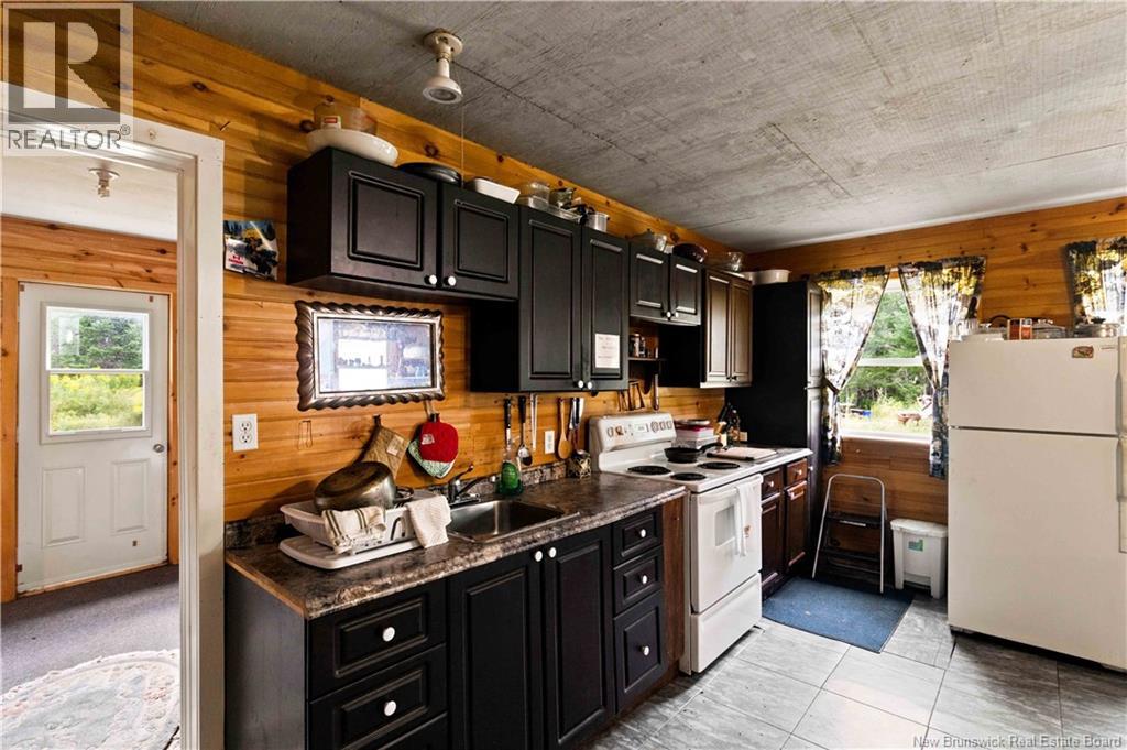 1156 Benton Road Property Photo 12