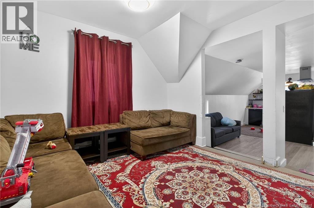 319 Lutz Street Property Photo 7