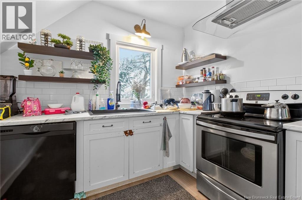 319 Lutz Street Property Photo 11