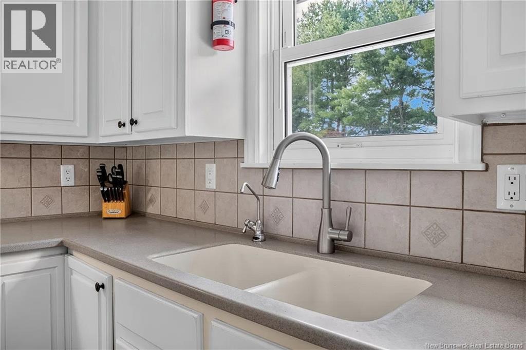 66 Viola Avenue Property Photo 10