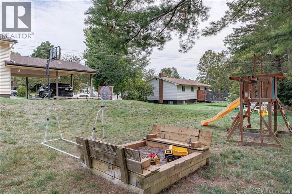 66 Viola Avenue Property Photo 44