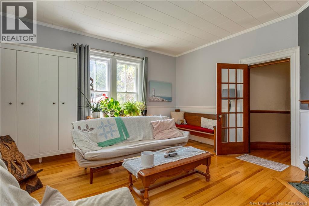 8 Gordon Street Property Photo 16