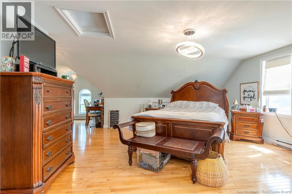 8 Gordon Street Property Photo 29