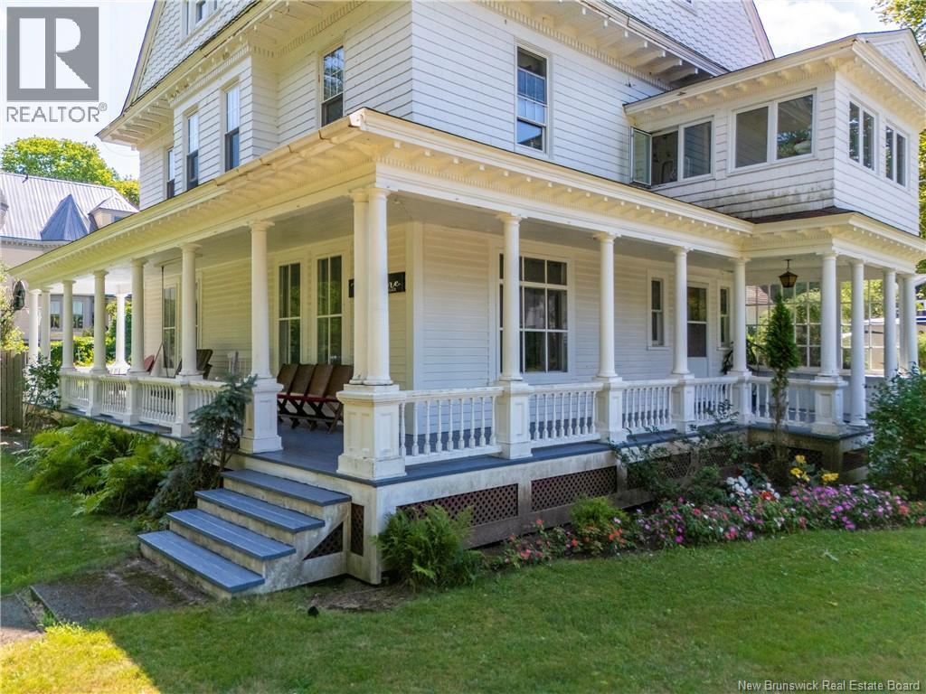 8 Gordon Street Property Photo 33