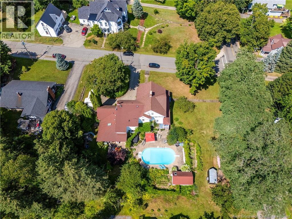 8 Gordon Street Property Photo 42