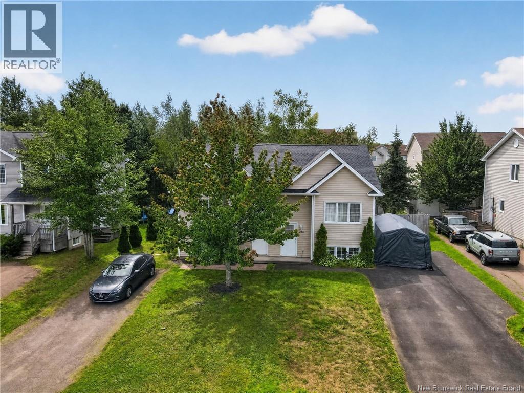 256 Glencairn Drive Property Photo 8