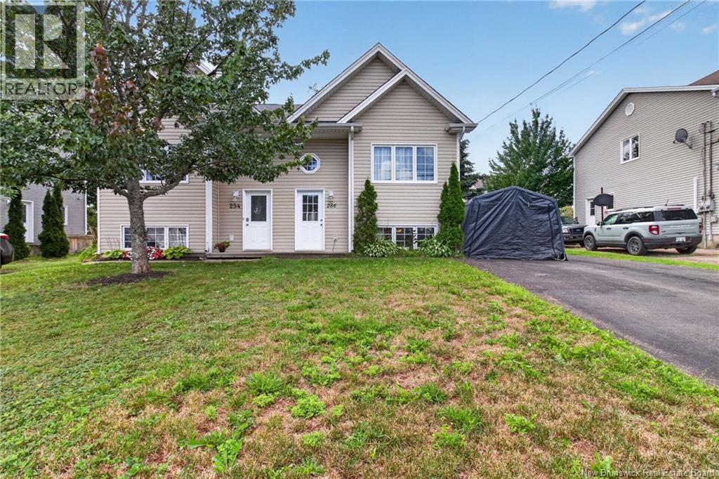 256 Glencairn Drive Property Photo 11