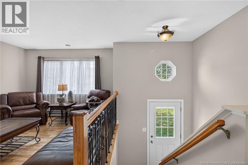 256 Glencairn Drive Property Photo 15