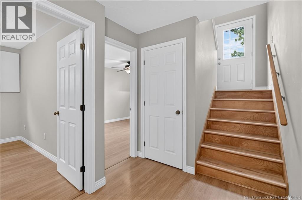 256 Glencairn Drive Property Photo 33