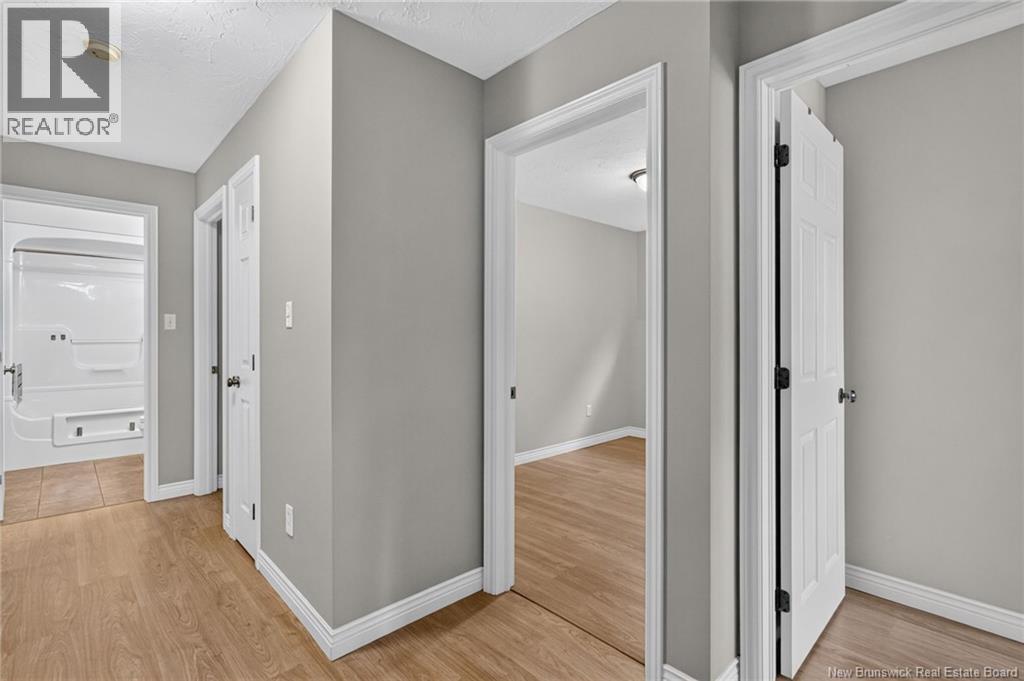 256 Glencairn Drive Property Photo 34