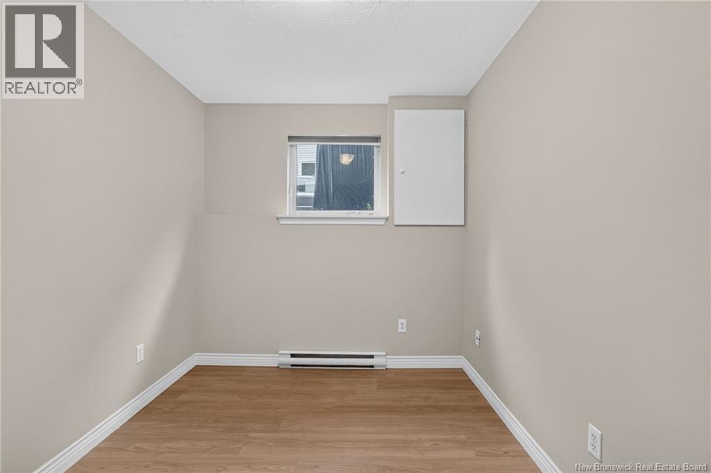 256 Glencairn Drive Property Photo 37