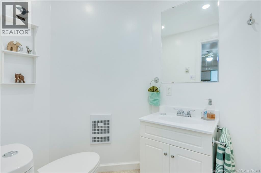 172 La Vallee Property Photo 18