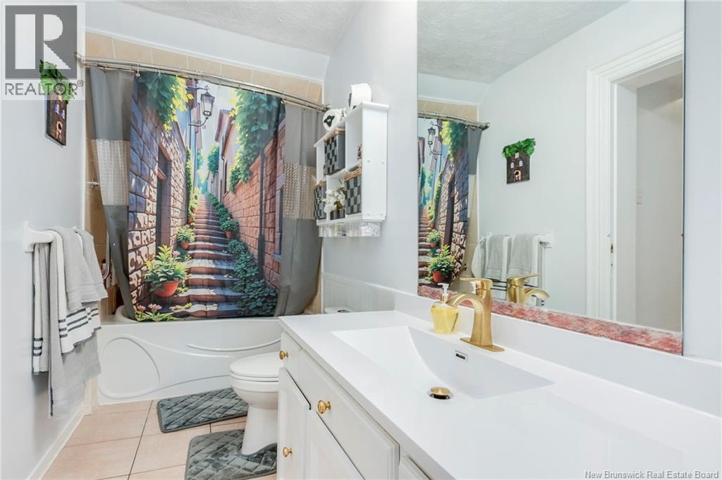 172 La Vallee Property Photo 40