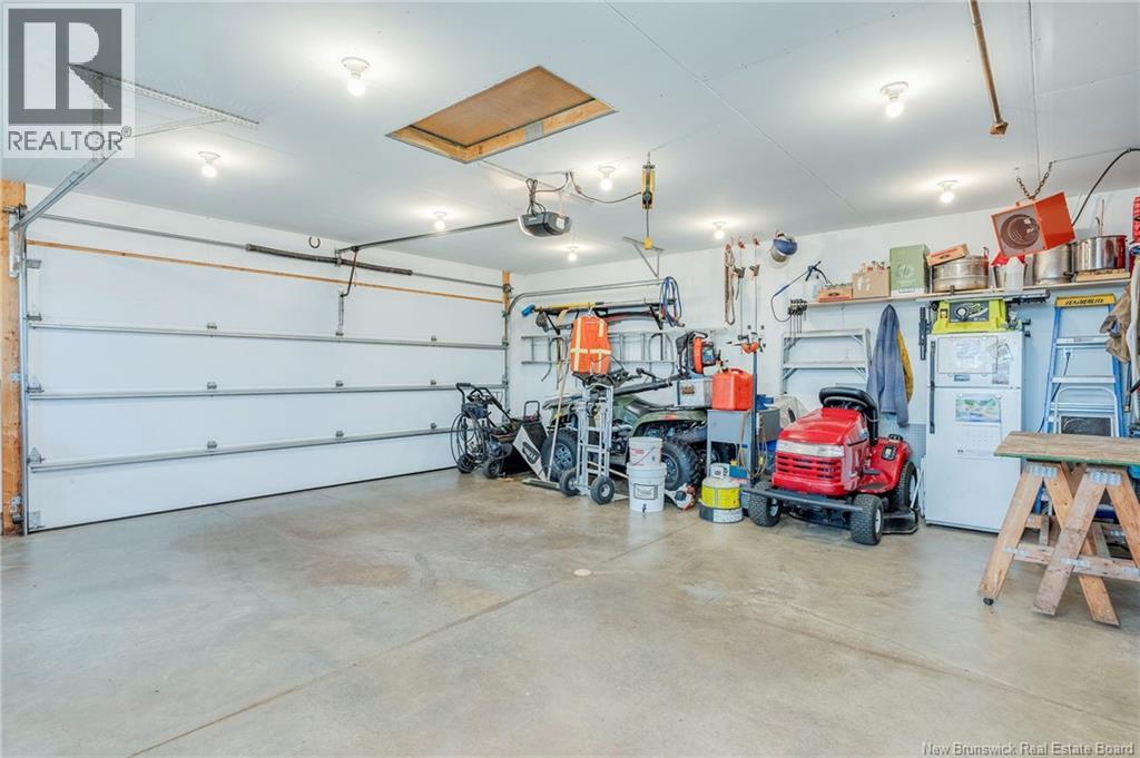 172 La Vallee Property Photo 42
