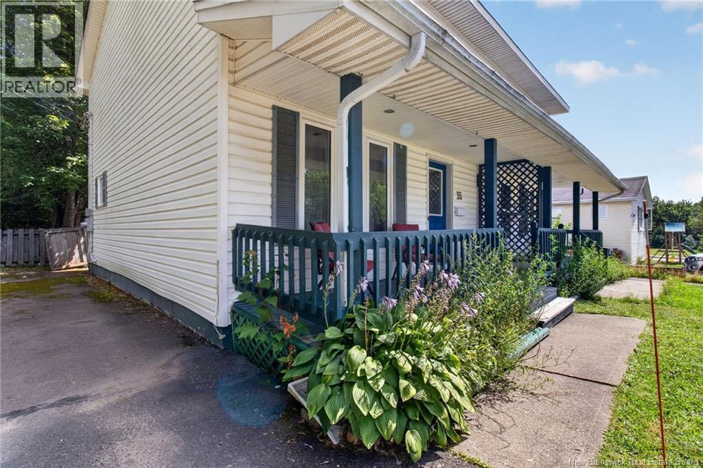 35 Monaghan Drive Property Photo 3
