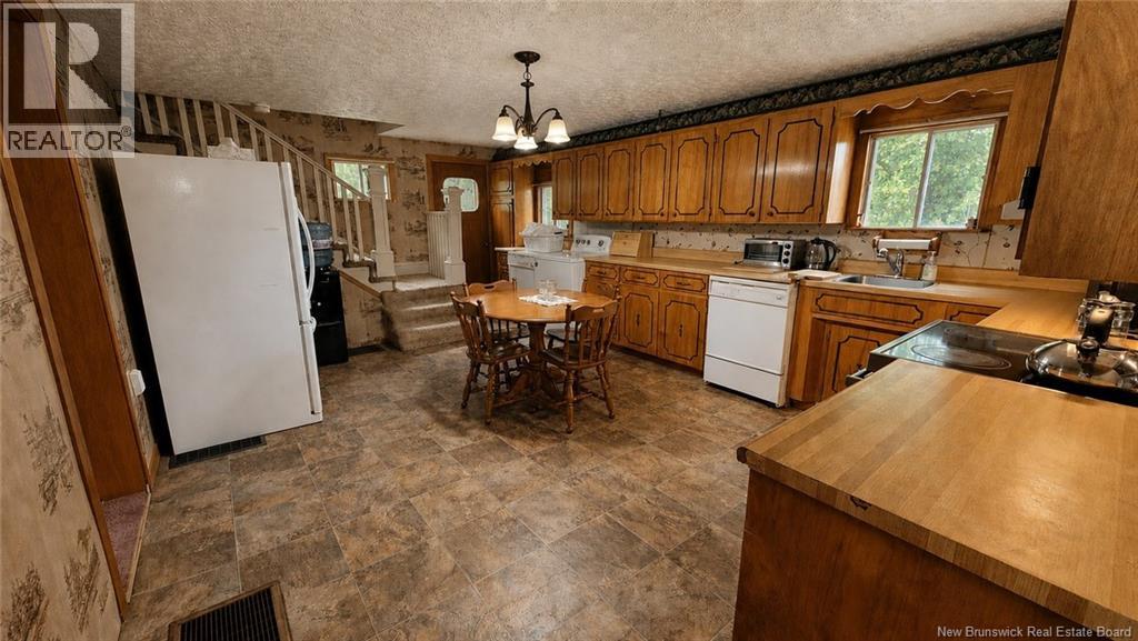455 Carrolls Crossing Road Property Photo 8