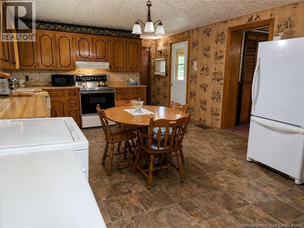 455 Carrolls Crossing Road Property Photo 9