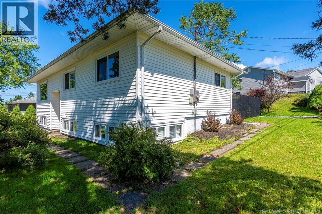 50 Glengarry Drive Property Photo 44