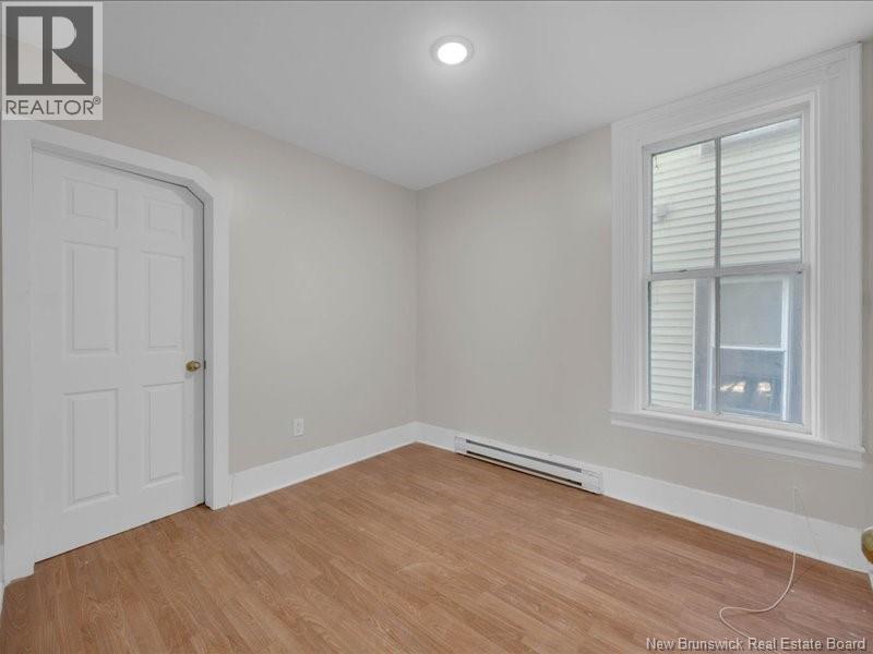 34 Metcalf Street Property Photo 6