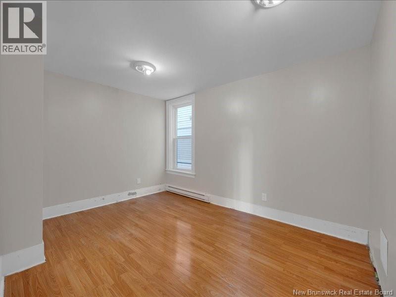 34 Metcalf Street Property Photo 7