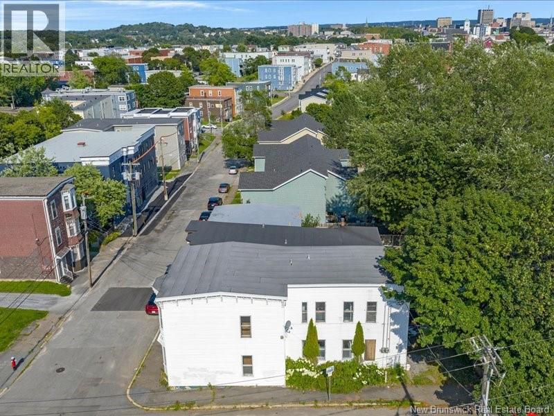 34 Metcalf Street Property Photo 29