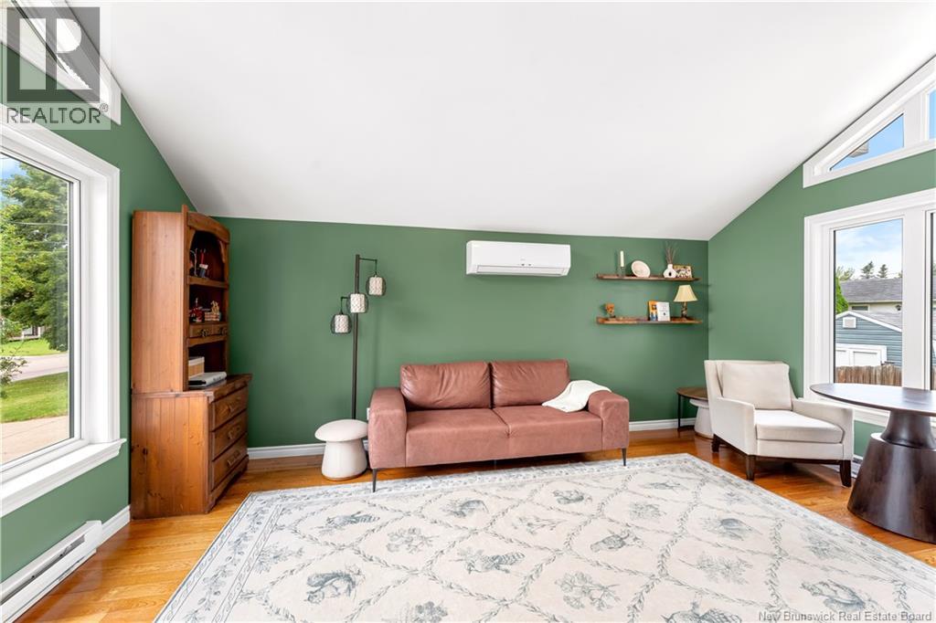 313 Gaspé Property Photo 15