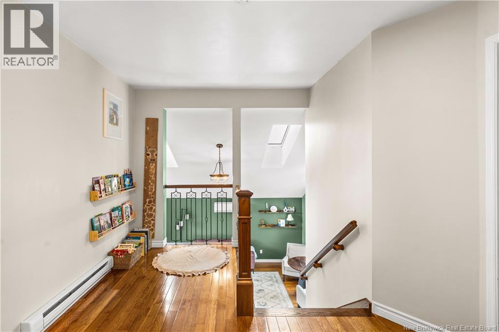 313 Gaspé Property Photo 19