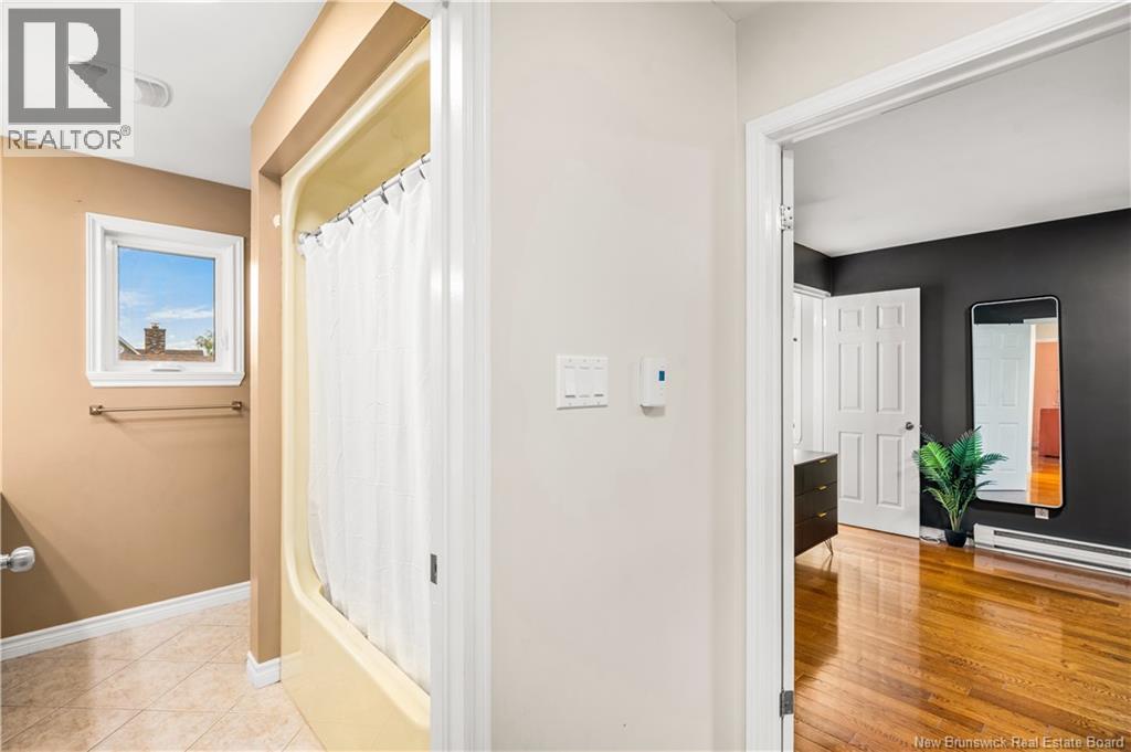 313 Gaspé Property Photo 30