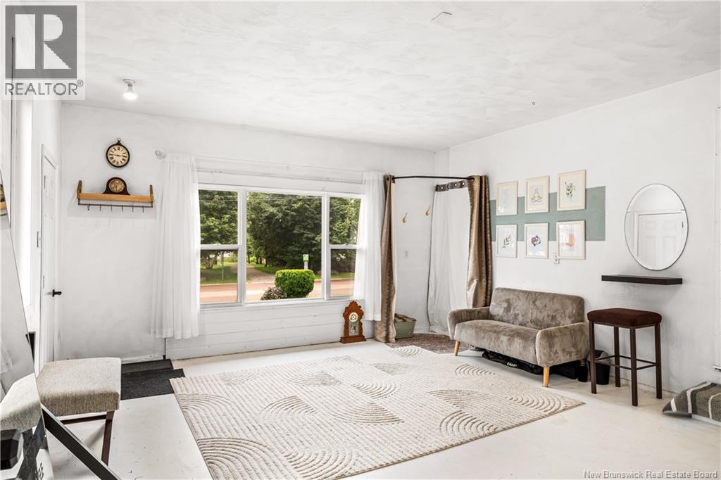 313 Gaspé Property Photo 35