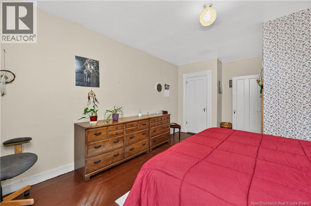 5910 King Street Property Photo 19