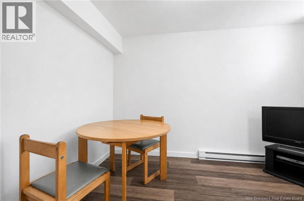 8 Kirk Street Property Photo 27