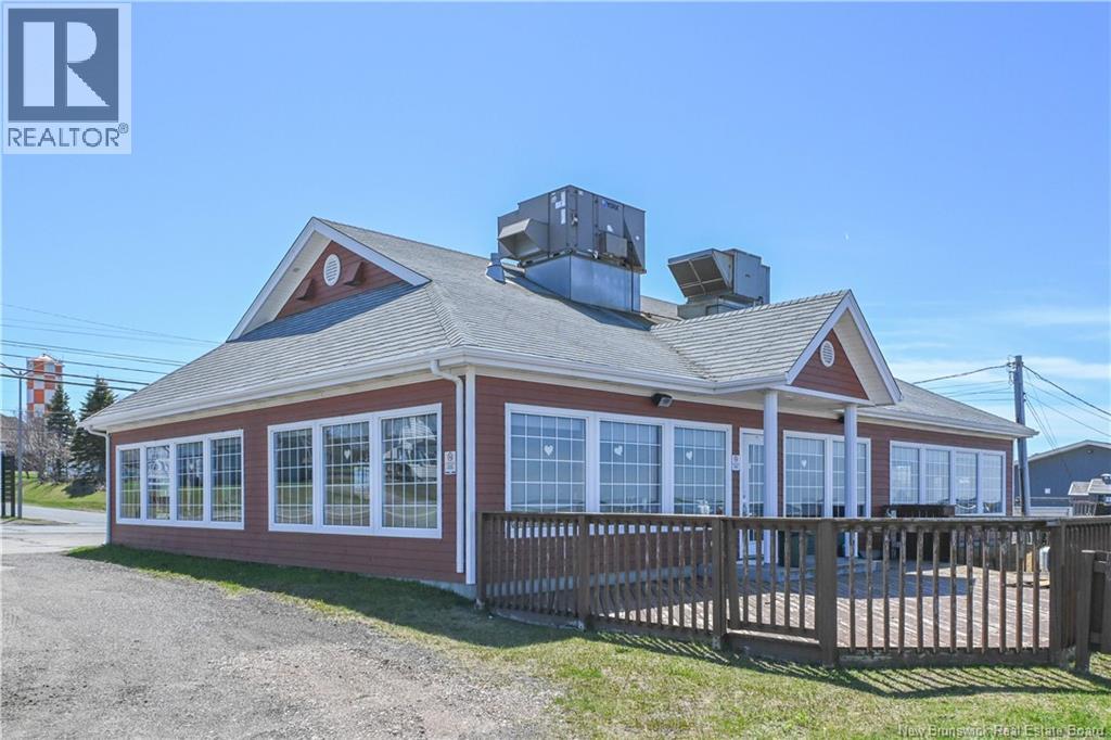 89 Saint-pierre Est Boulevard Property Photo 3